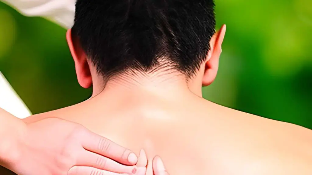 4-effective-ways-how-can-massage-help-a-pinched-nerve-massagerly